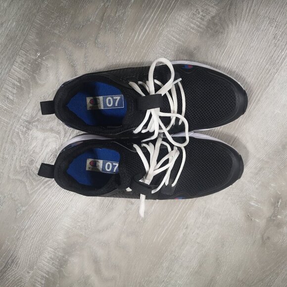 Champion 07 Men's Size 7M Black & White Slip On Sneakers - Picture 3 of 8